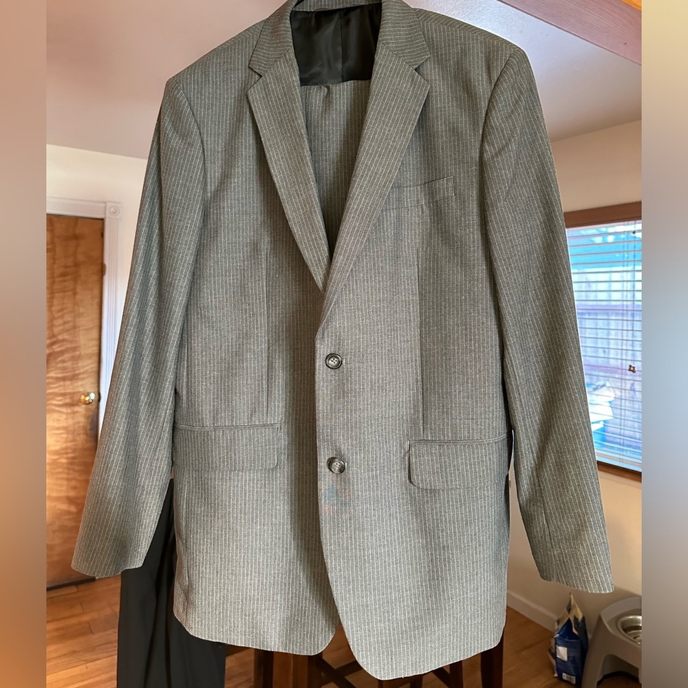 Men’s Suit